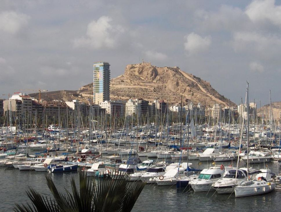 Skyline of the city of Alicante