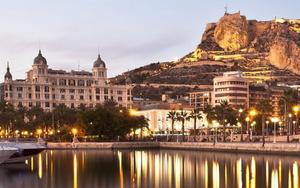Thumbnail for Explore Alicante with Exciting Walking Tours