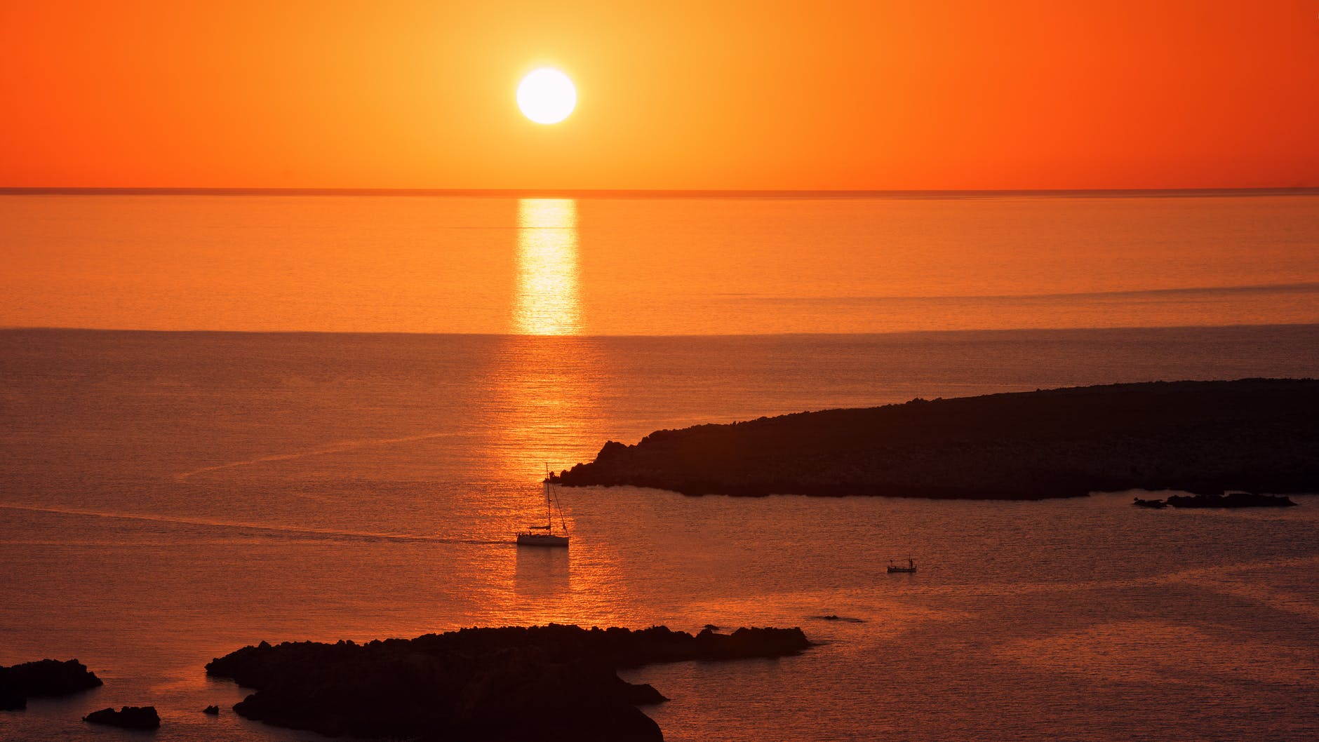 Sunset boat tour