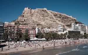 Thumbnail for Visit the Beautiful Santa Barbara Castle in Alicante